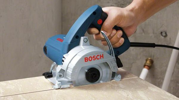 Bosch GDM 13-34: Công cụ mạnh mẽ cho mọi nhiệm vụ cắt gạch