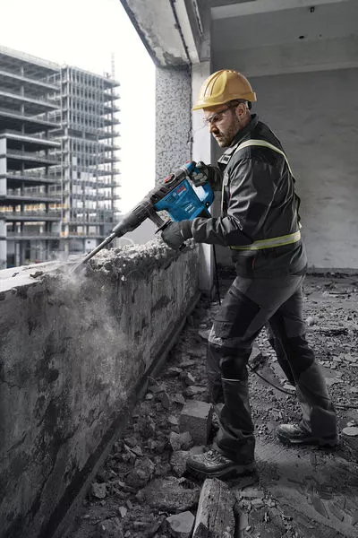 Sức Mạnh Chuyên Nghiệp Tối Ưu: Máy Khoan Búa Bosch GBH 6-42 C Professional – Hiệu Năng Vượt Trội Cho Mọi Công Trường!