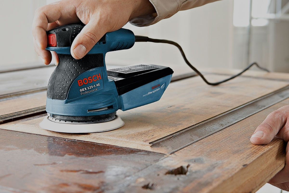 Bosch GEX 125-1 AE: Chà Nhám Hoàn Hảo Mọi Bề Mặt