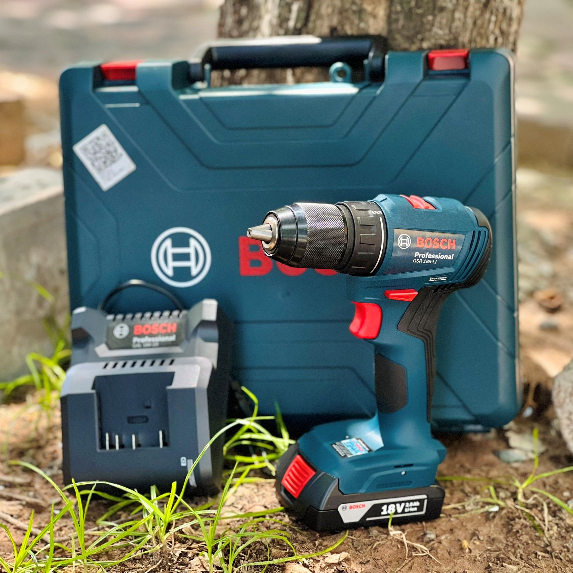 Bosch GSR 185-LI: Khoan Vặn Vít Pin 18V Thân Máy Mạnh Mẽ