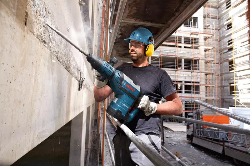 Khám phá Sức Mạnh Vượt Trội của Máy đục bê tông Bosch GSH 9VC - Bosch Chính Hãng